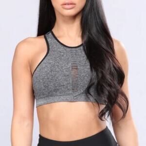 Zobha Heather Gray Cut Out High Neck Sports Bra Small